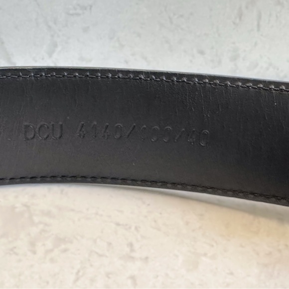 Authentic Versace La Medusa Black and Gold belt - Picture 5 of 8